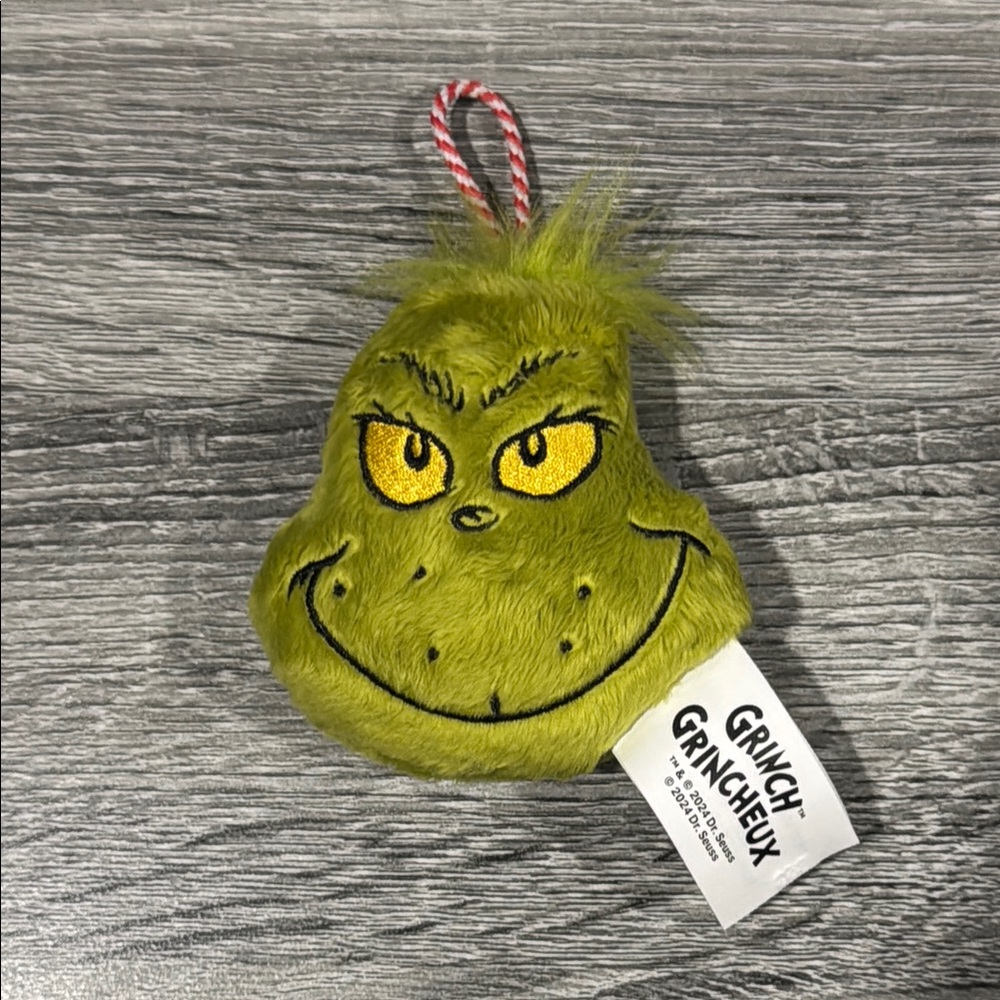McDonald’s | The Grinch: Grinch Face (2024) - Collectible Plush Toy Ornament